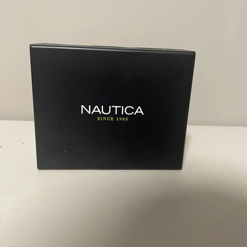 Nautica Soft Black Leather Men's Trifold Wallet New with Tags Suede